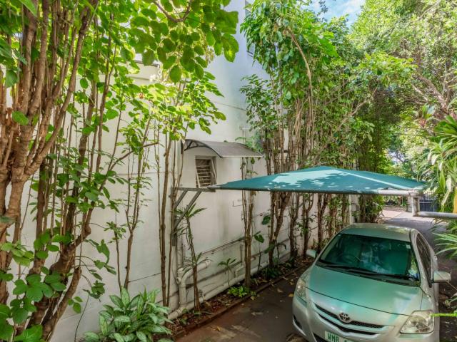 7 Bedroom House For Sale in Morningside
