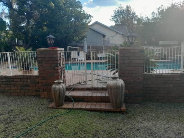 7 Bedroom House For Sale in Meyerspark