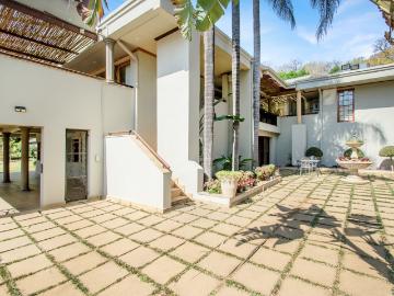 7 Bedroom House For Sale in Northcliff