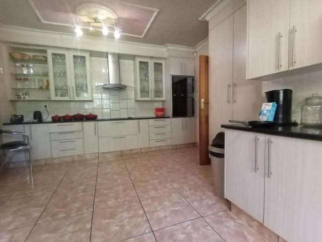 7 Bedroom House For Sale in Polokwane Central