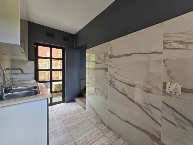 7 Bedroom House For Sale in Prospect Hall