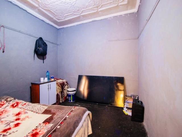 7 Bedroom House For Sale in Rosettenville