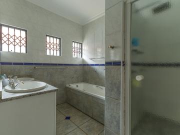 7 Bedroom House For Sale in Waterkloof Ridge