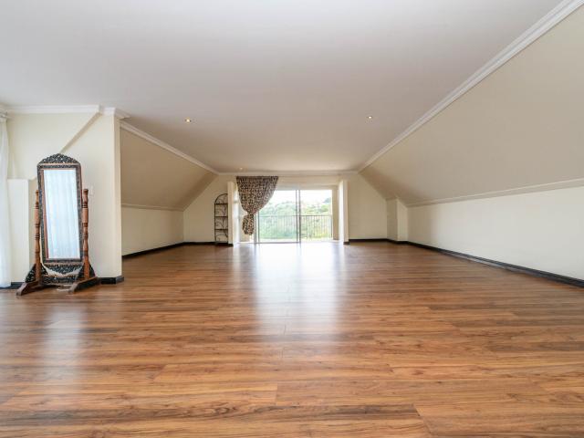 7 Bedroom House For Sale in Walmer