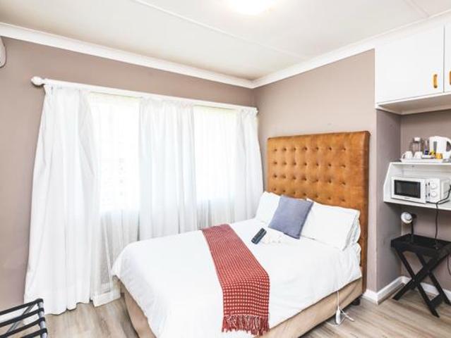 7 Bedroom House in Bunkers Hill