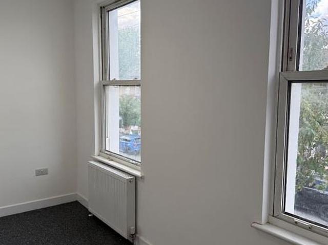 7 bedroom house in London