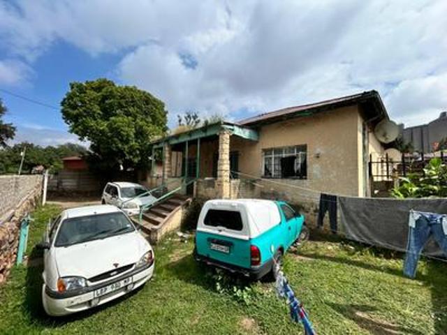 7 bedroom house on the market in germiston