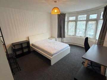 7 bedroom house of multiple occupation to rent