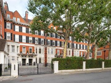 7 Bedroom House London Westminster 100786490