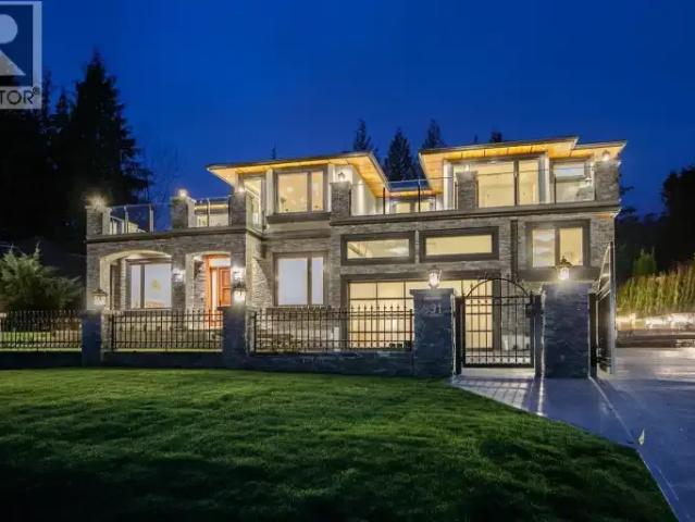 7 Bedroom House West Vancouver BC 105755922