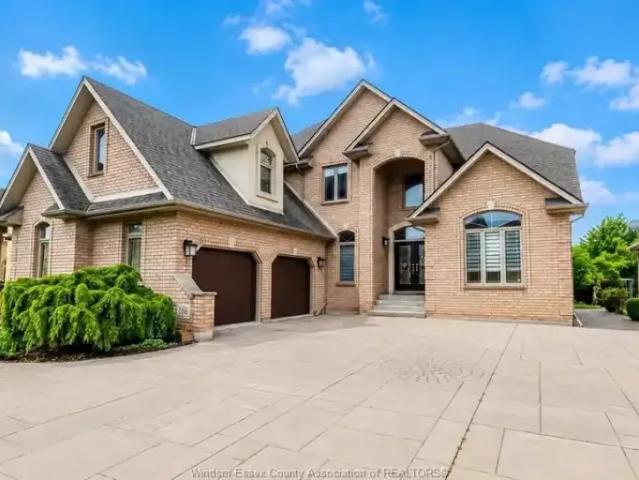 7 Bedroom House Windsor ON 103652884