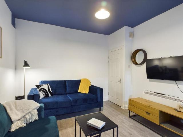 7 bedroom house to rent