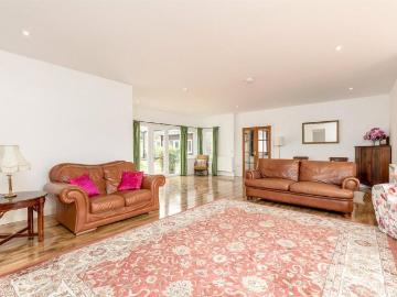 7 bedroom house to rent