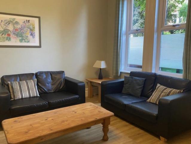 7 bedroom house to rent