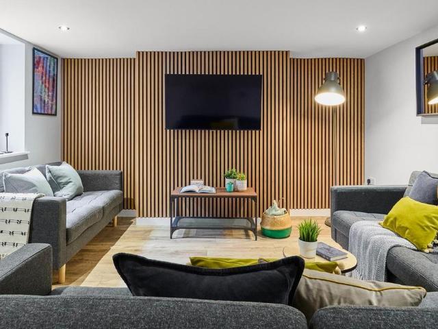 7 bedroom house to rent
