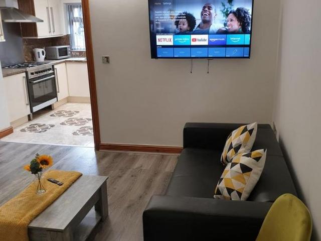 7 bedroom house to rent