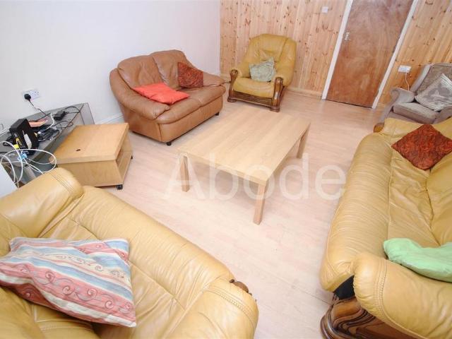 7 bedroom house to rent
