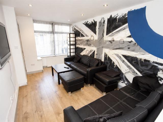 7 bedroom house to rent