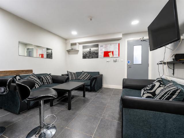 7 bedroom house to rent