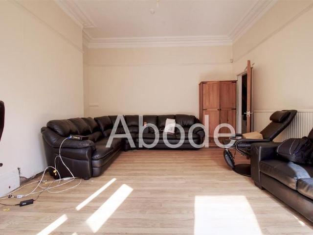 7 bedroom house to rent