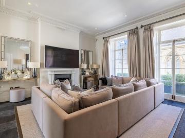 Belgravia, London, Greater London - Garden