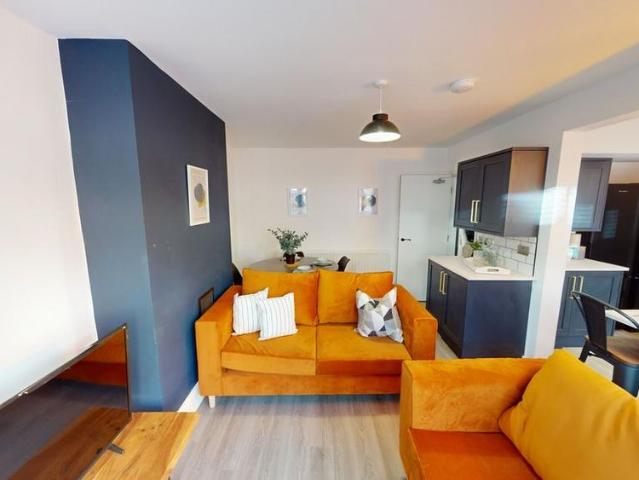 7 bedroom house to rent