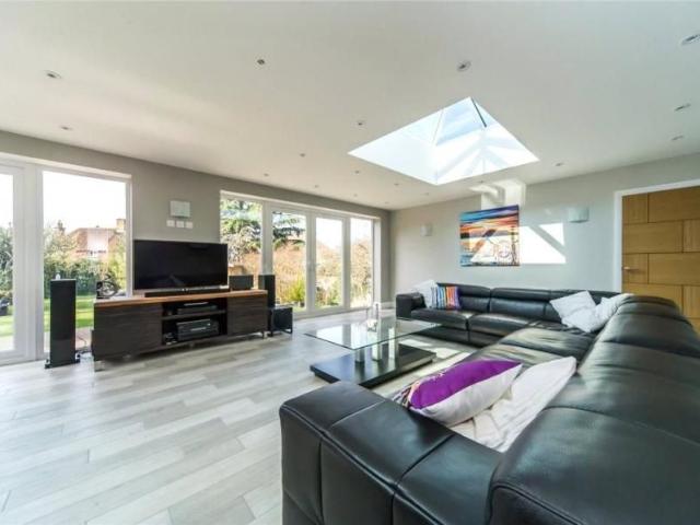 7 bedroom house to rent The Yews, Gravesend, Kent, DA12