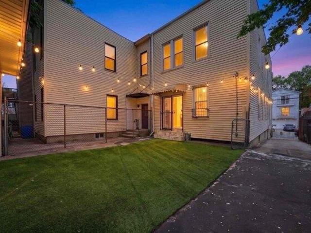 7 bedroom, Jersey City NJ 07307 104850290