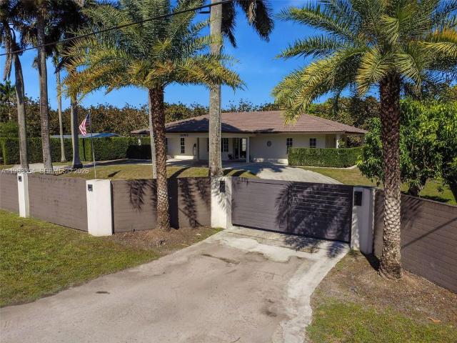 7 bedroom luxury Villa for sale in Miami, Florida