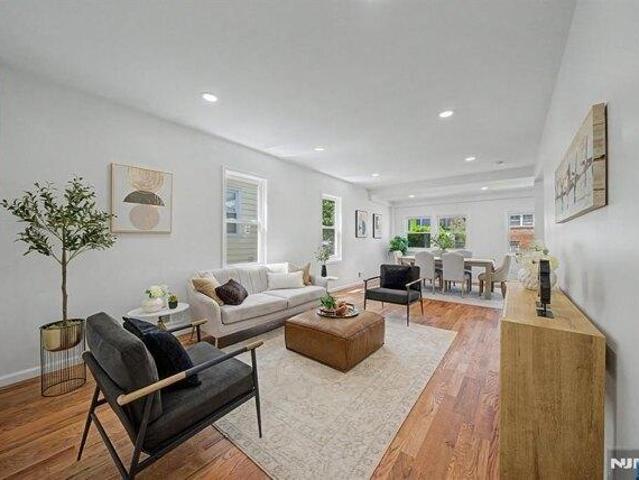7 bedroom, Montclair NJ 07042 105721896