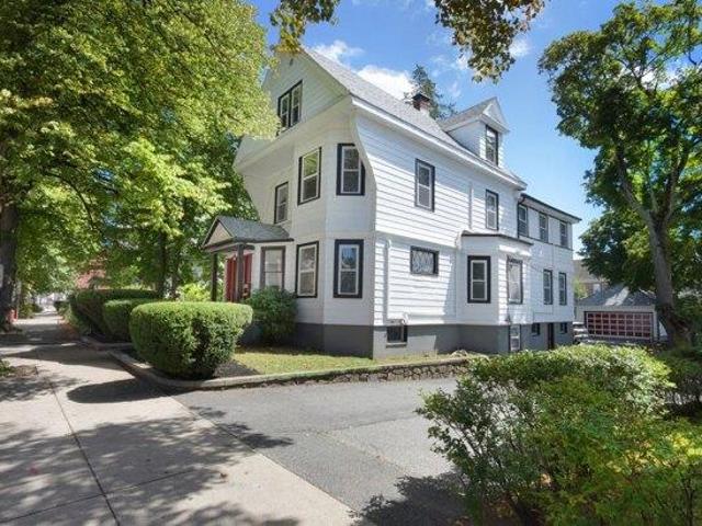 7 bedroom, Malden MA 02148 105629913