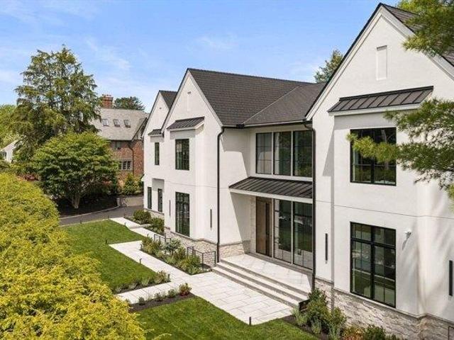 7 bedroom, Newton MA 02468 105366743