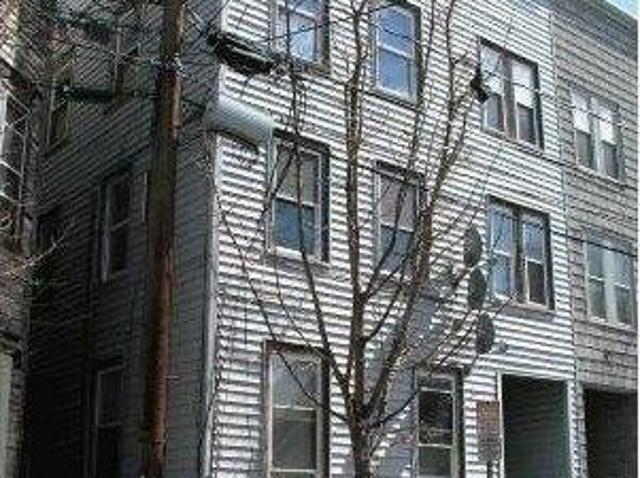 7 bedroom, Somerville MA 02145 105513093