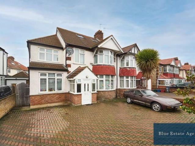 7 Bedroom Semi Detached House