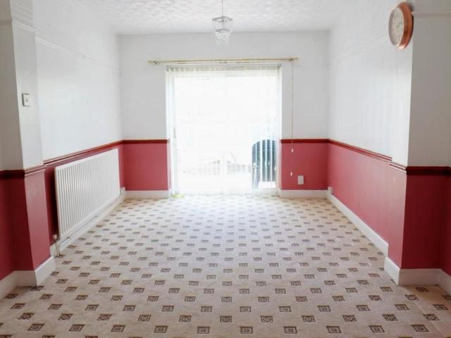 7 bedroom semi detached house to rent