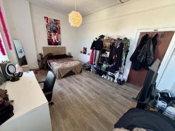 7 bedroom semi detached house to rent