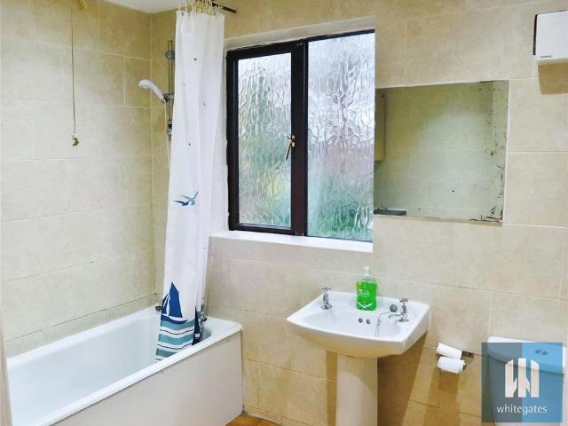 7 bedroom semi detached house to rent