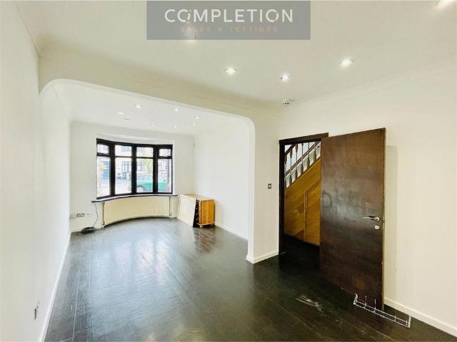 7 bedroom semi detached house to rent