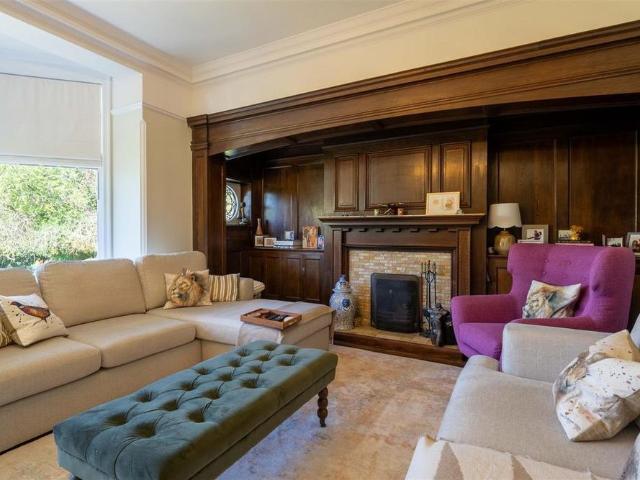 7 bedroom semi detached house to rent