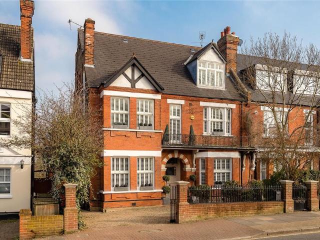 7 bedroom semi detached house for sale
