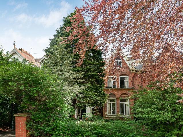 7 bedroom semi detached house for sale