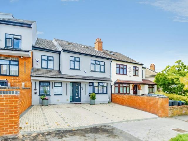 7 bedroom semi detached house for sale