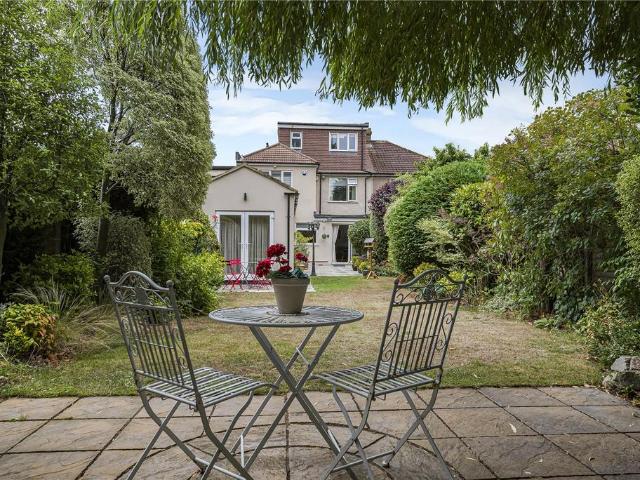 7 bedroom semi detached house for sale