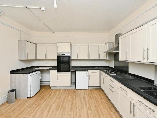 7 bedroom semi detached house for sale