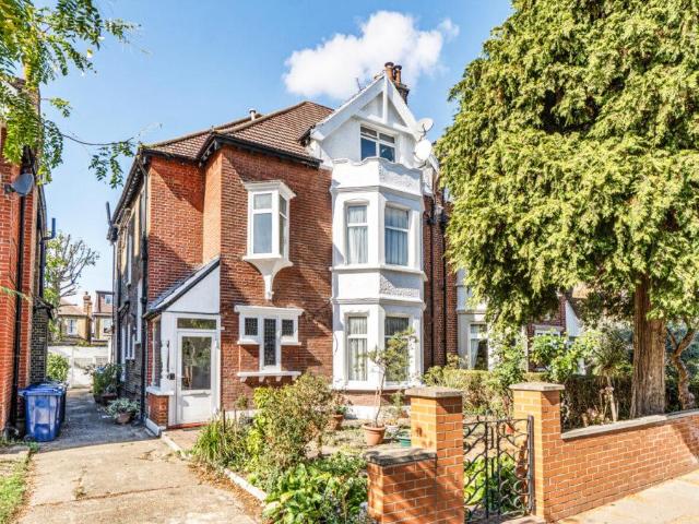 7 bedroom semi detached house for sale