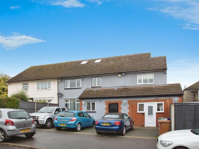 7 bedroom semi detached house for sale