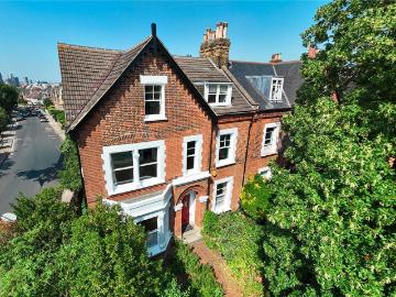 7 bedroom semi detached house for sale