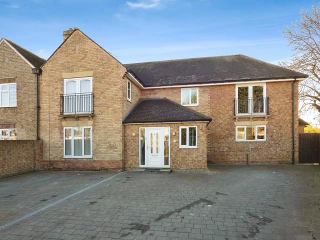 7 bedroom semi detached house for sale