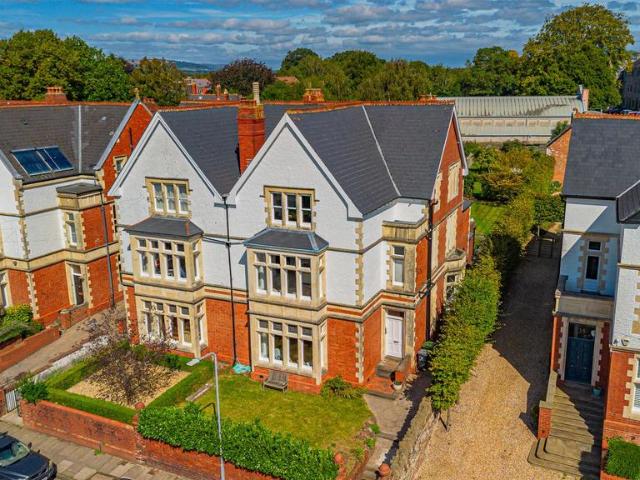 7 bedroom semi detached house for sale