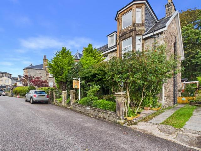 7 bedroom semi detached house for sale
